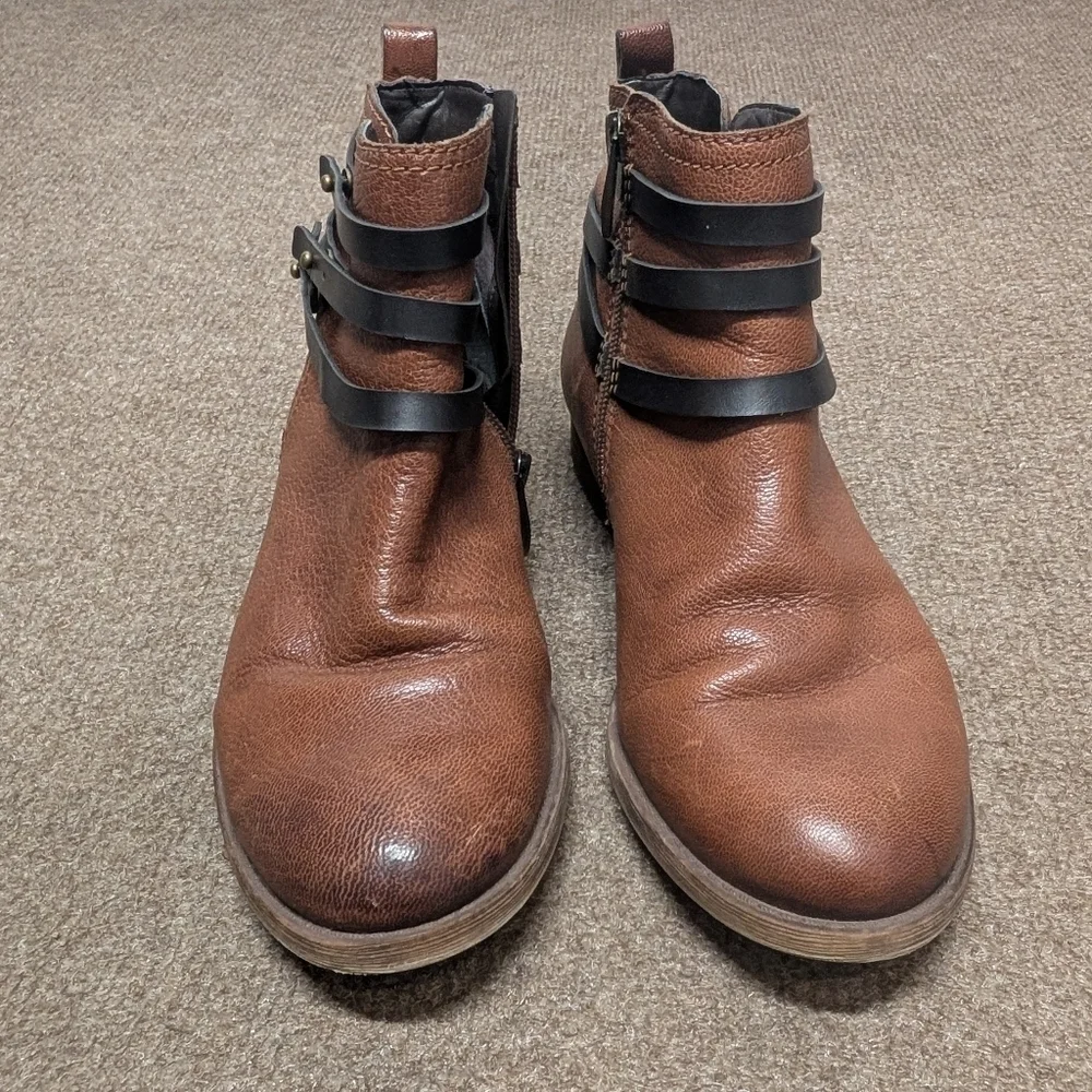 FRANCO SARTO (6.5M) Brown Ankle Biker Boots Flats with Black Straps Buckles